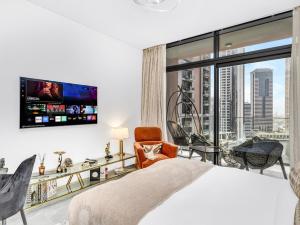 Stylish Luxury Canal View Studio, Business Bay
