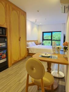 403 - La Van Residence - Majestic Tree View Studio