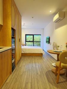 403 - La Van Residence - Majestic Tree View Studio