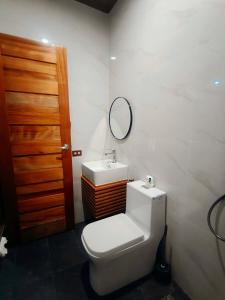 The Annwin Hotel - Sablayan