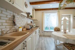 The Hedgehog Boutique House & Garden