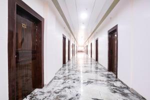 FabHotel Yash Residency II