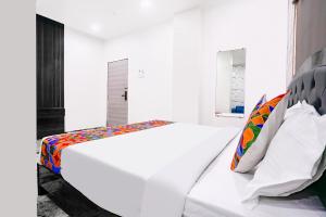 FabHotel Yash Residency II