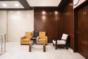 FabHotel Yash Residency II
