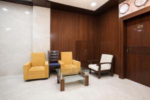 FabHotel Yash Residency II