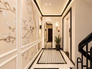 Allie Hotel