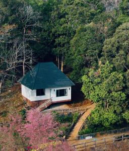 Toong Dam Lake - Mang Den Retreat