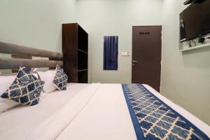 FabHotels Clovergate
