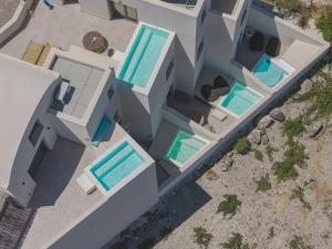 Anemos Imerovigli Suites
