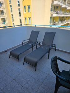 Rare 3BR 2 Bath Apartment Cacao Beach Sleeps 8