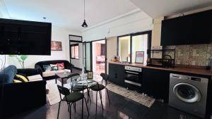 Panoramic Two-Bedroom Apartment near Majorelle & Guéliz