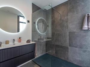 Strelitzia Luxury House