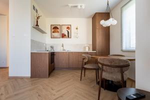 Ogrody Tesoro 52 Apartment by BookingHost