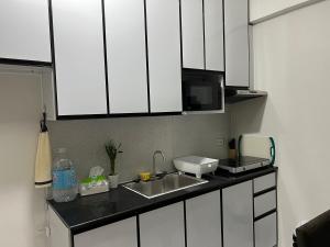 E & M Prime Urbania