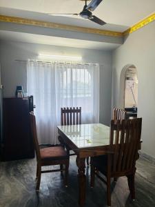 Dhanyabad Service Apartment