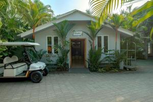 Majestic Beach Comforts - Beachfront