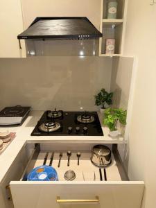 The Relax Stays, Near Medanta & Artemis Hospital