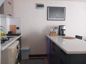 New air-conditioned apartment within walking distance to tourist attractions