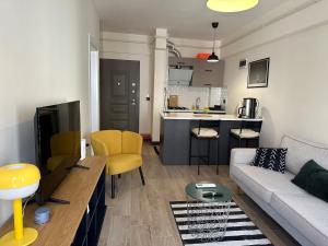 New air-conditioned apartment within walking distance to tourist attractions