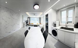 Renovated 2026 COEX GANGNAM ROYAL PARK PRIVATE 133m2 3BR 2BA Residence