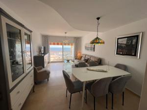Frontline duplex penthouse
