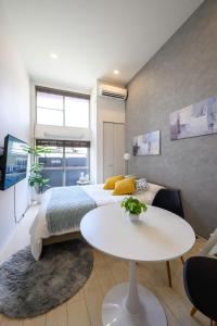 Haku Loft Hakata 105