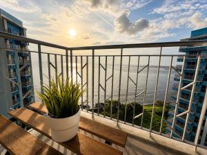 Modern Seaview 1BR Suite near Okada Manila Bay Airport 17