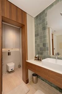 Exquisite Apartment Curated for Pure Comfort