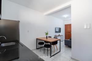 Apto confortável para férias em Jurerê JMA006