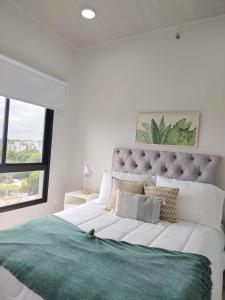 Modern Studio with Pool in Luque