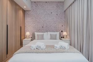 PVH - Seslia Tower - 1BR with City Views