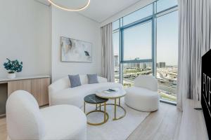 PVH - Seslia Tower - 1BR with City Views