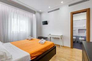 Vatican Flat- 2Bedrooms,2Ensuite Baths & Balcony
