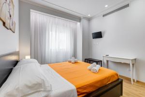 Vatican Flat- 2Bedrooms,2Ensuite Baths & Balcony