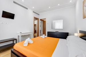Vatican Flat- 2Bedrooms,2Ensuite Baths & Balcony
