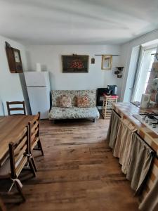 Beautiful Historical apartment with lake view
