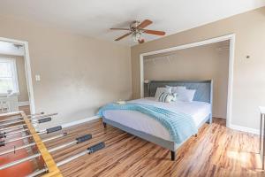 Bright Mount Washington 3BR with Deck