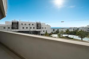Modern Apartment With Terrace In Higueron