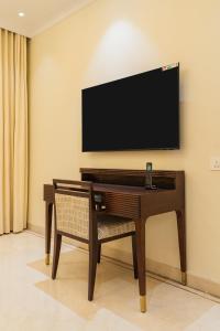 Estelle by RedOliveNr Medanta30min DLF CyberHub
