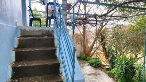 Traditional house, courtyard view, for quiet getaways