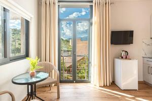 Sea Breeze Suite 24 Llaman - KITCHEN, Free Parking - 3 people