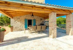 Rustic Villa Lusa