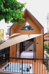 Calla Bungalow