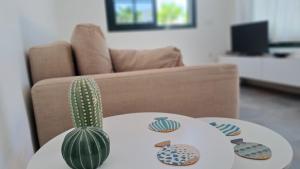 Casita Blanca, Jardín del Sol 1