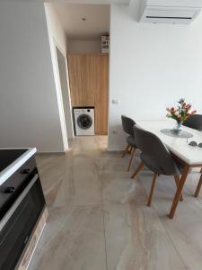 Ocean View Beach Apartment