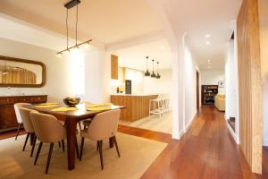 Madalenas Terrace House