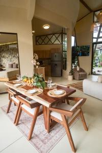 Arenal Keljá Luxury Villa Naracjun-Heated Pool-Volcano View-Eco Trail