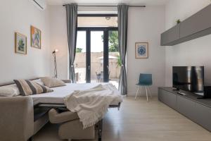 Urban Oasis near Termini, free Parking&Patio, int3