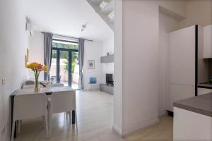 Urban Oasis near Termini, free Parking&Patio, int3
