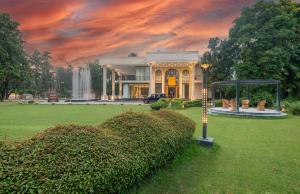 Sukoon Farm - A Lush Green Luxurious Stay Gurugram